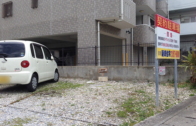 専用駐車場もあります｜沖縄県那覇市美容室・ヘアサロン